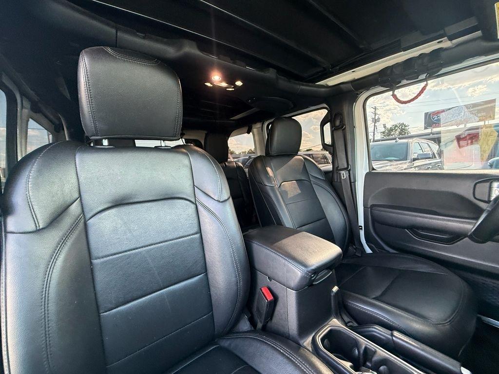 Jeep Wrangler Unlimited Sahara 2023