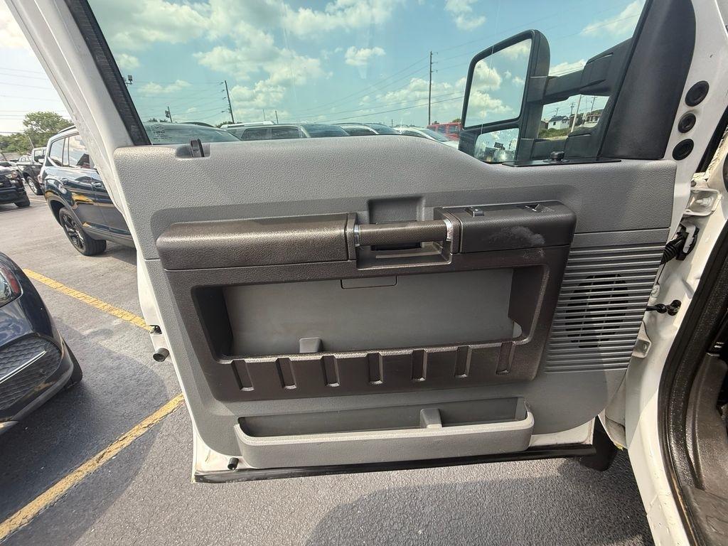 Ford F-450 SD Regular Cab DRW 2WD 2015