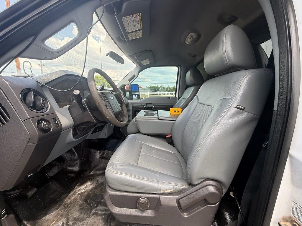 Ford F-450 SD Regular Cab DRW 2WD 2015