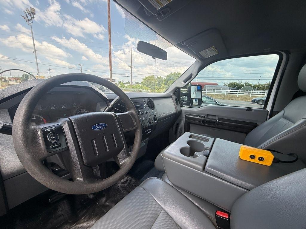 Ford F-450 SD Regular Cab DRW 2WD 2015