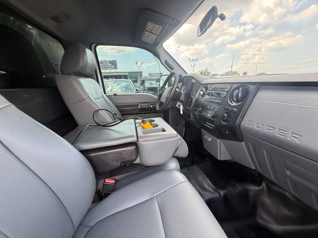 Ford F-450 SD Regular Cab DRW 2WD 2015