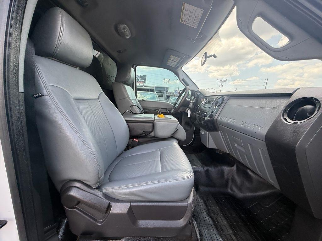 Ford F-450 SD Regular Cab DRW 2WD 2015