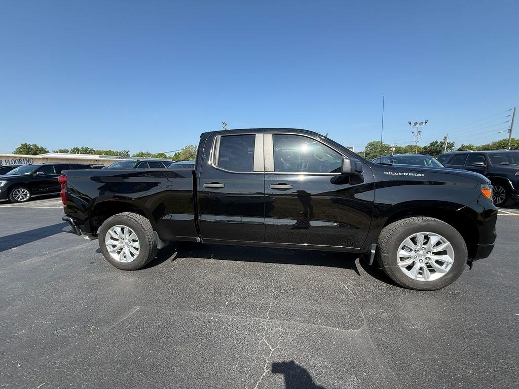 Chevrolet Silverado 1500 Custom Double Cab 2WD 2023