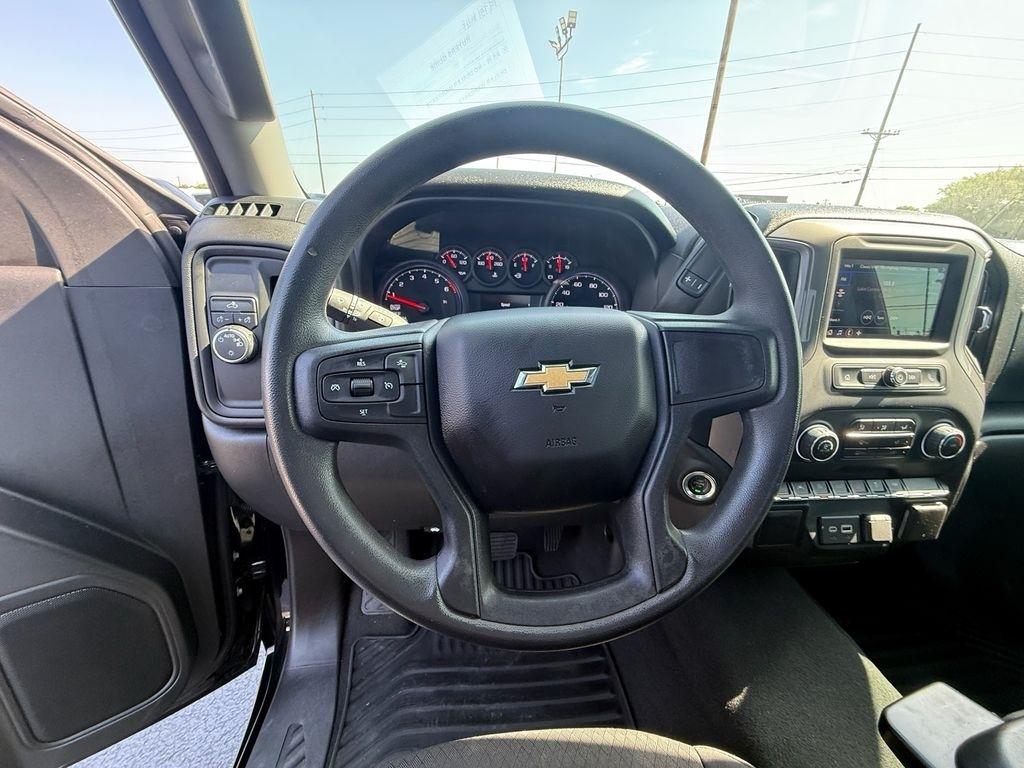 Chevrolet Silverado 1500 Custom Double Cab 2WD 2023