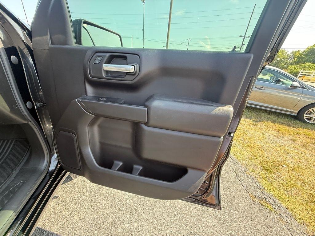 Chevrolet Silverado 1500 Custom Double Cab 2WD 2023