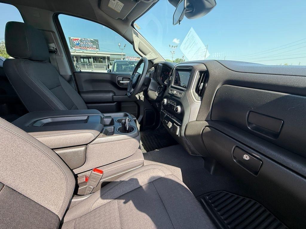 Chevrolet Silverado 1500 Custom Double Cab 2WD 2023