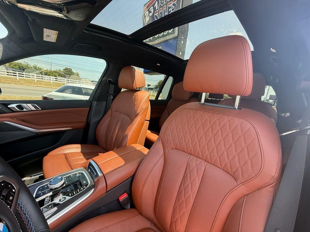 BMW X7 M60i 2025