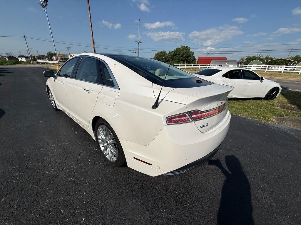 Lincoln MKZ Hybrid Sedan 2014