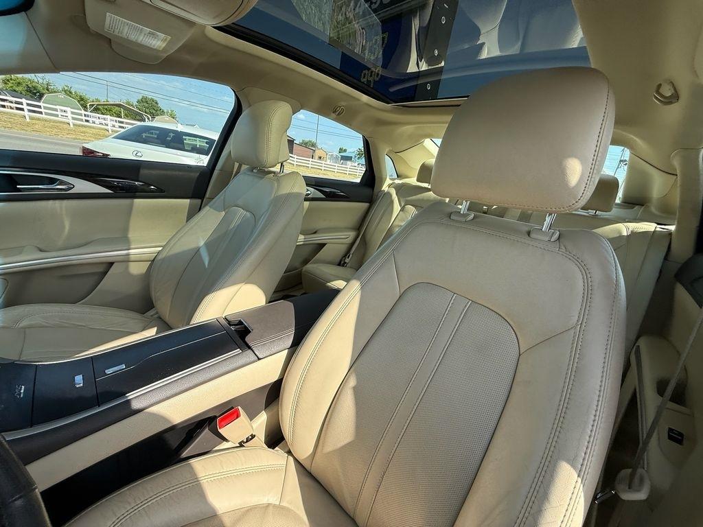 Lincoln MKZ Hybrid Sedan 2014