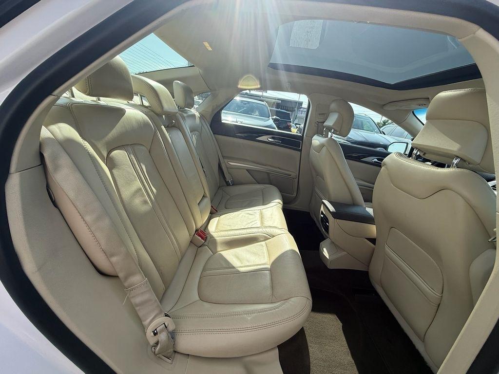 Lincoln MKZ Hybrid Sedan 2014