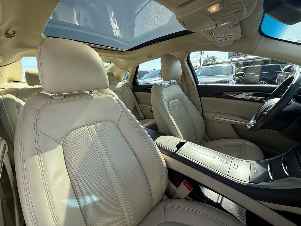 Lincoln MKZ Hybrid Sedan 2014