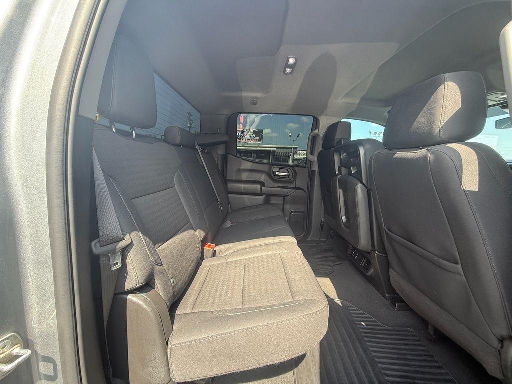 Chevrolet Silverado 1500 Trail Boss Custom Crew Cab 4WD 2024