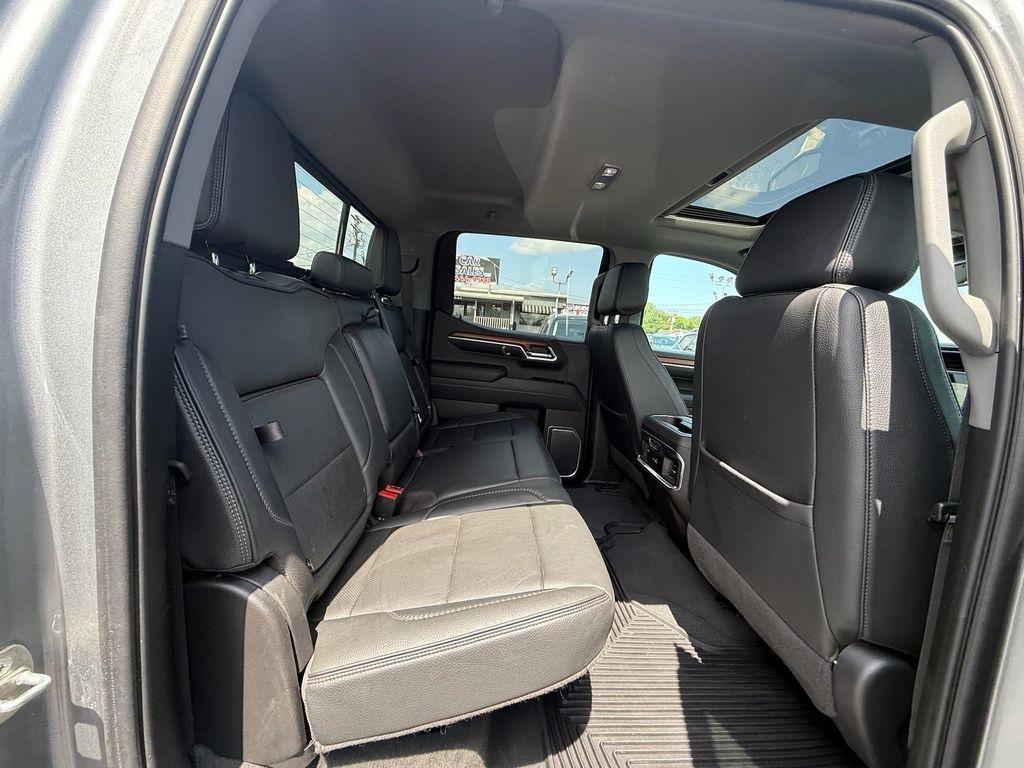 GMC Sierra 1500 Denali Crew Cab Short Box 4WD 2023