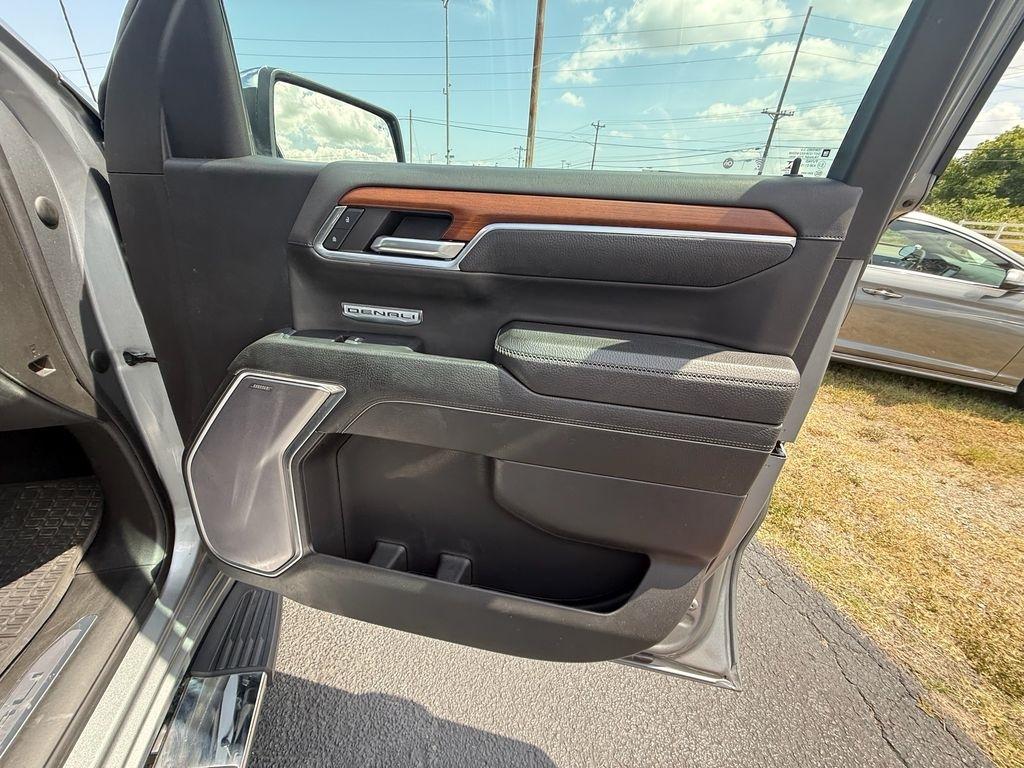 GMC Sierra 1500 Denali Crew Cab Short Box 4WD 2023