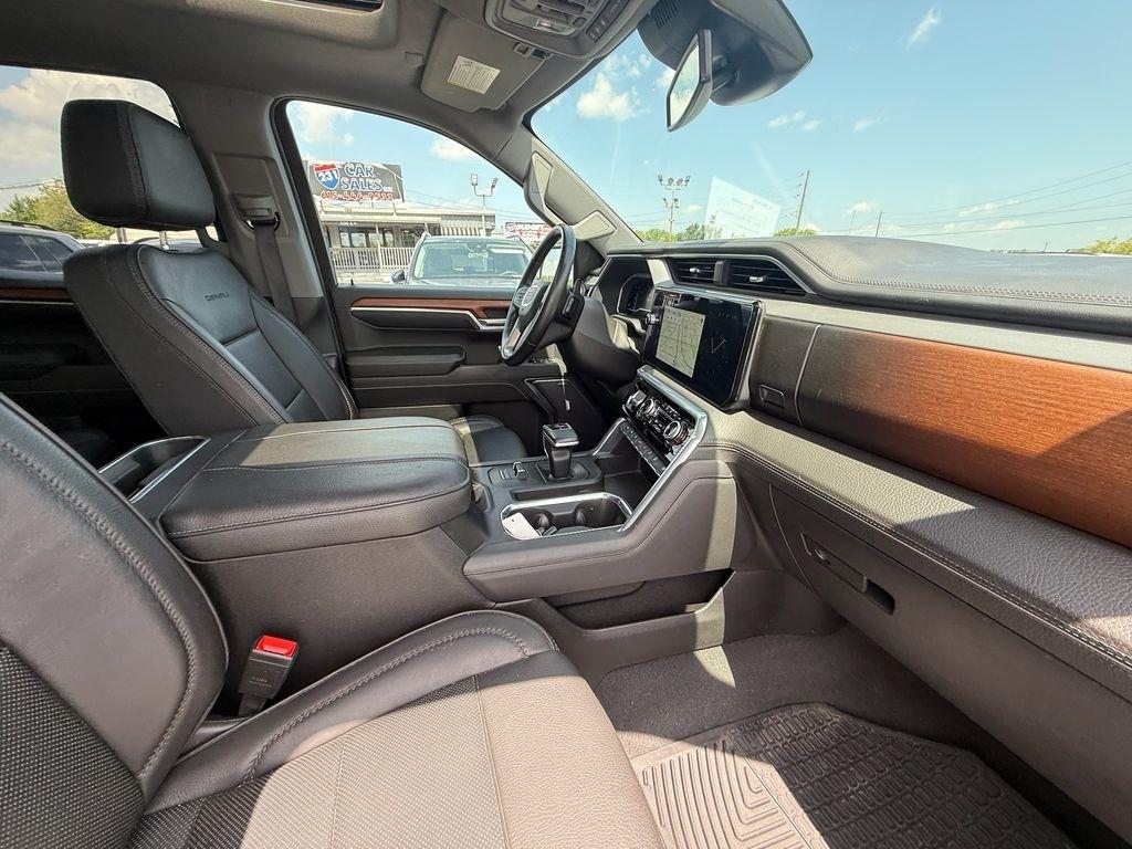 GMC Sierra 1500 Denali Crew Cab Short Box 4WD 2023