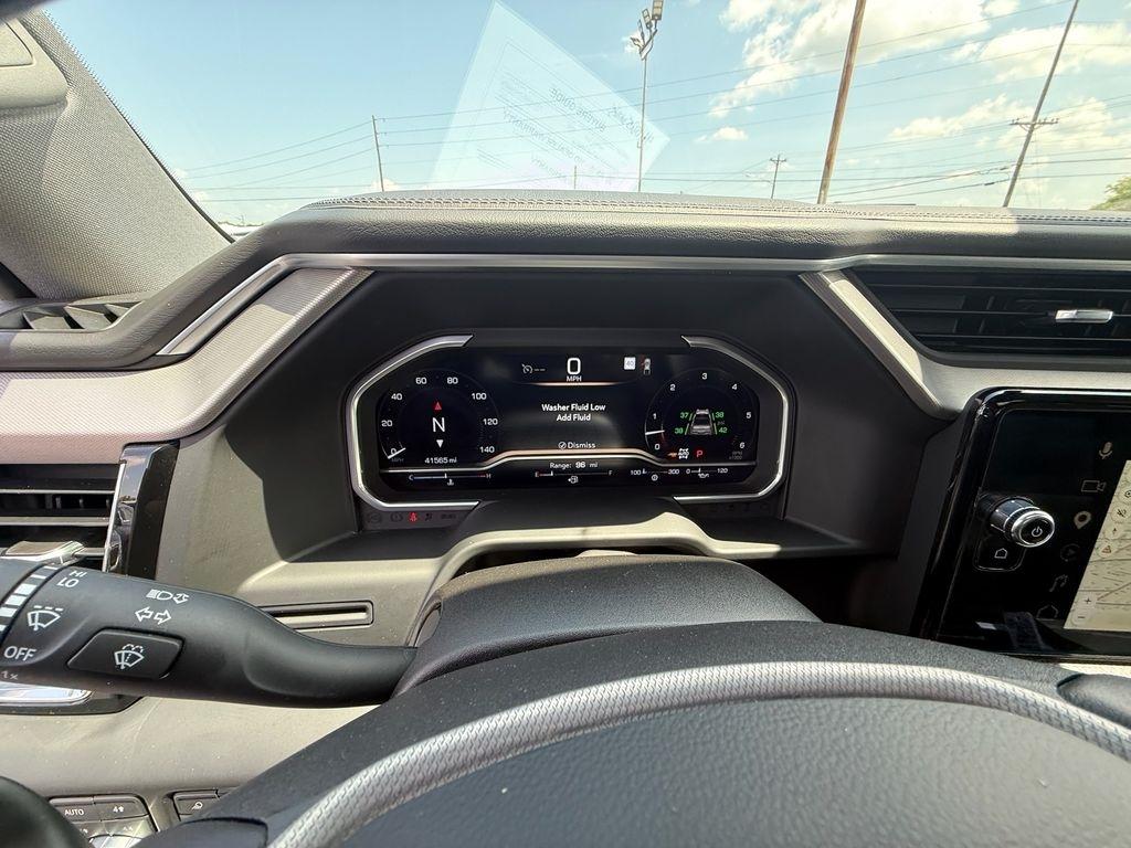 GMC Sierra 1500 Denali Crew Cab Short Box 4WD 2023