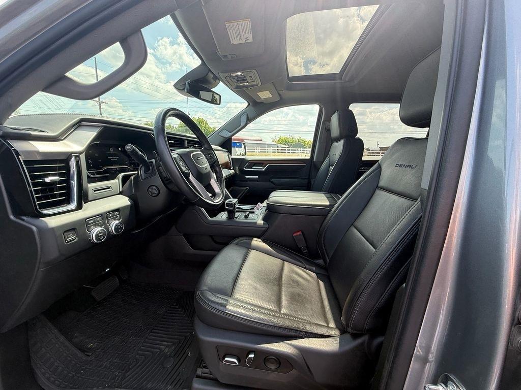 GMC Sierra 1500 Denali Crew Cab Short Box 4WD 2023