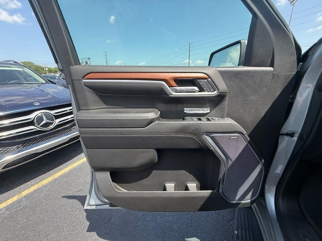 GMC Sierra 1500 Denali Crew Cab Short Box 4WD 2023