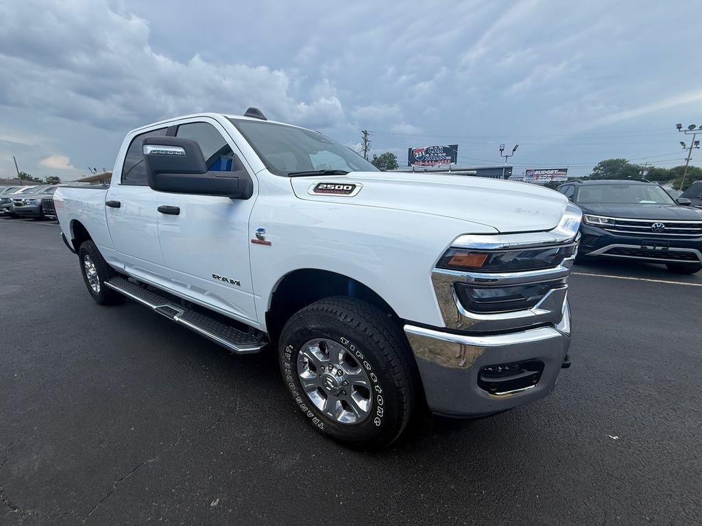 2025 RAM 2500 Big Horn Crew Cab 4WD