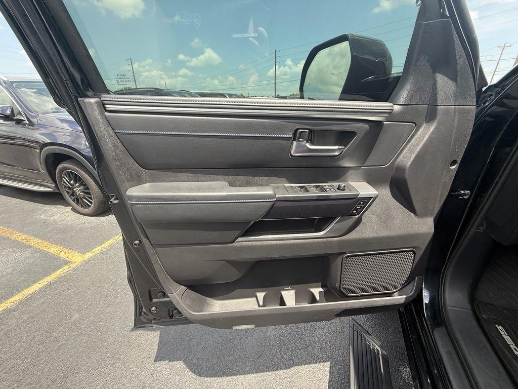Toyota Sequoia TRD Pro 4WD 2024