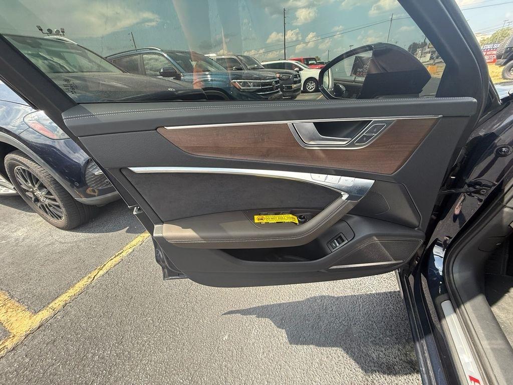 Audi A6 Prestige 55 TFSI quattro 2025