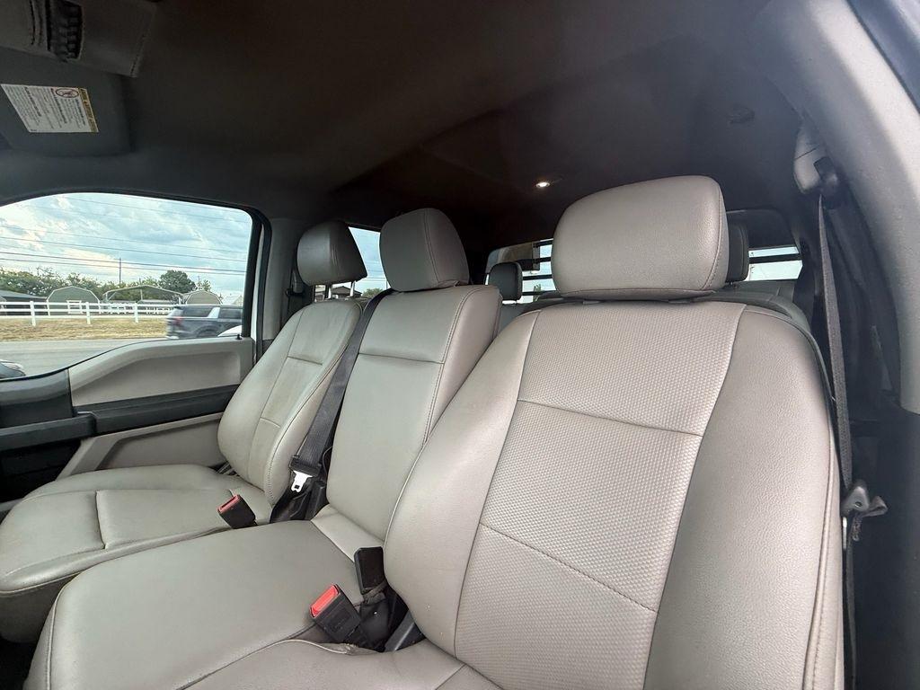 Ford F-450 SD Crew Cab DRW 4WD 2022
