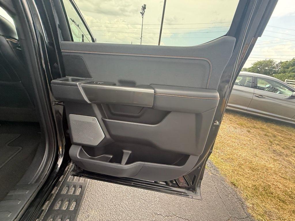 Ford F-150 Lariat SuperCrew 4WD 2023