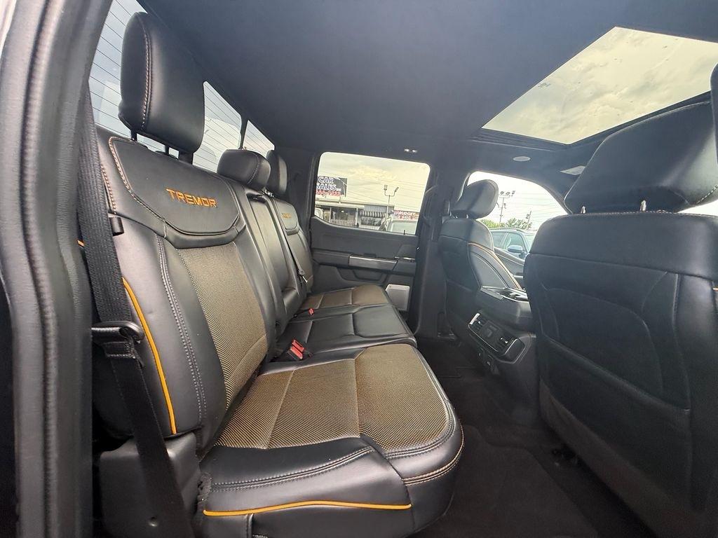 Ford F-150 Lariat SuperCrew 4WD 2023