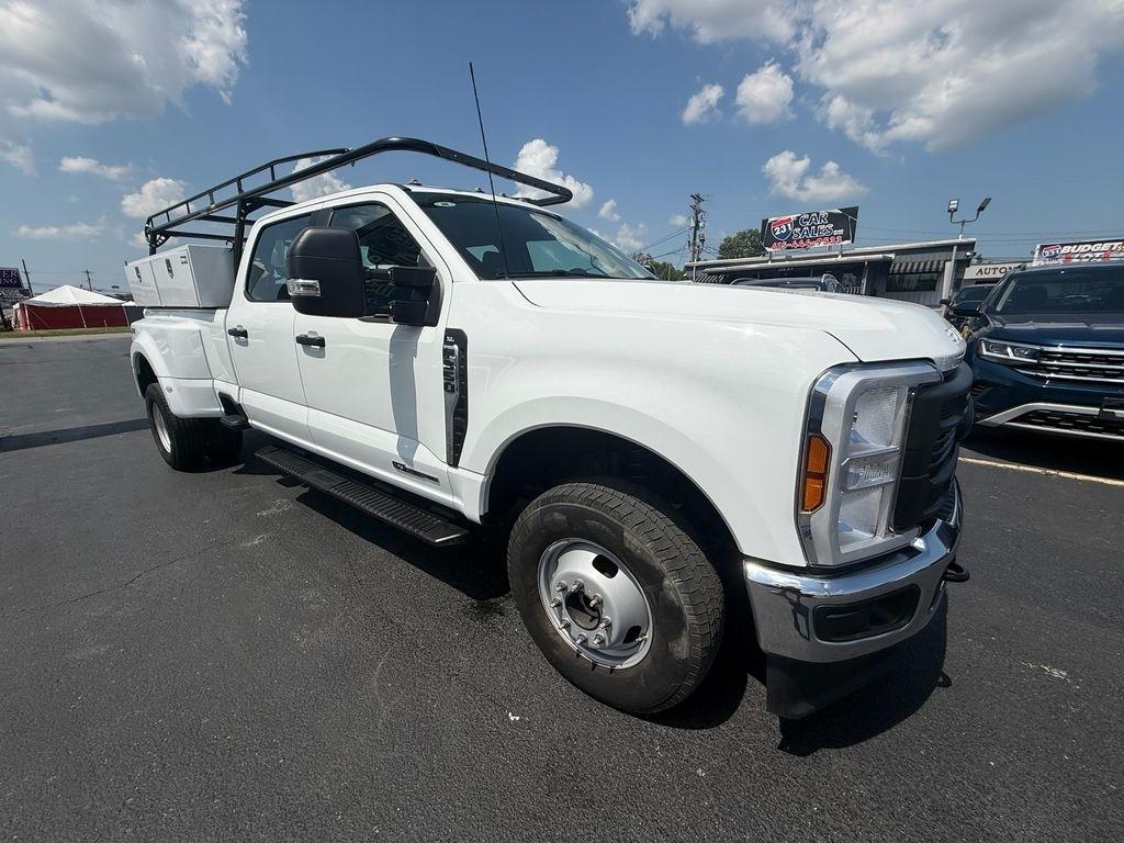 2025 Ford F-350 SD XL Crew Cab DRW 4WD