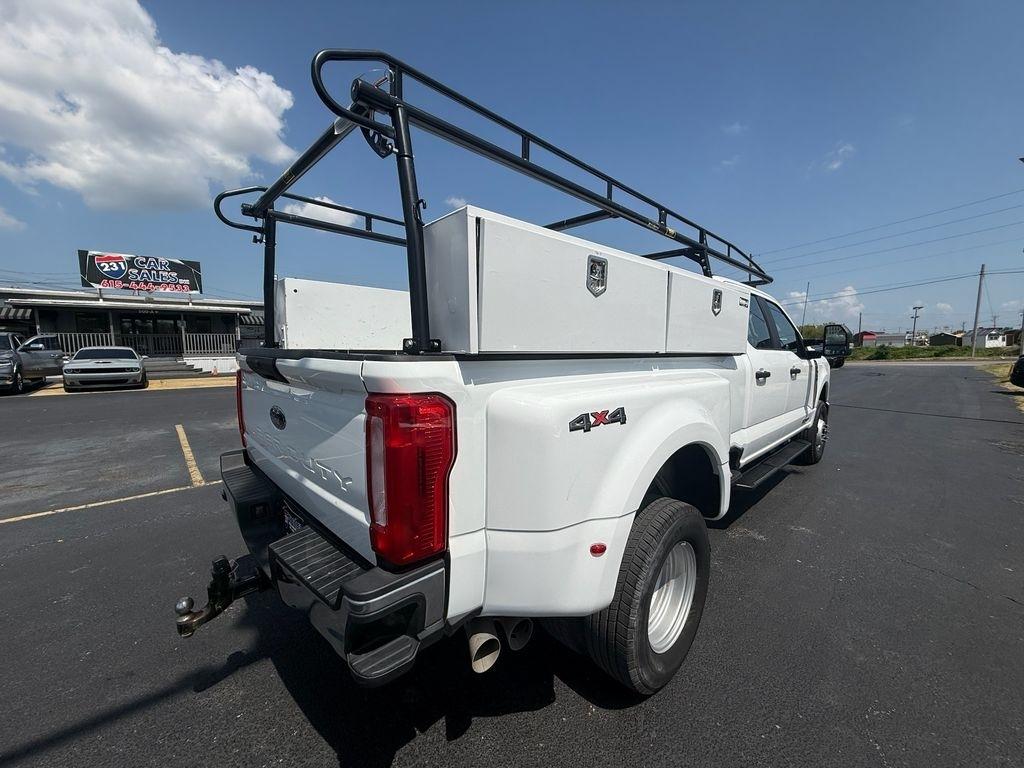 Ford F-350 SD XL Crew Cab DRW 4WD 2025