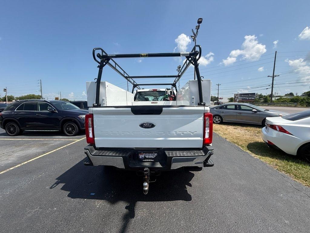 Ford F-350 SD XL Crew Cab DRW 4WD 2025