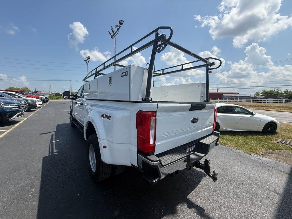 Ford F-350 SD XL Crew Cab DRW 4WD 2025