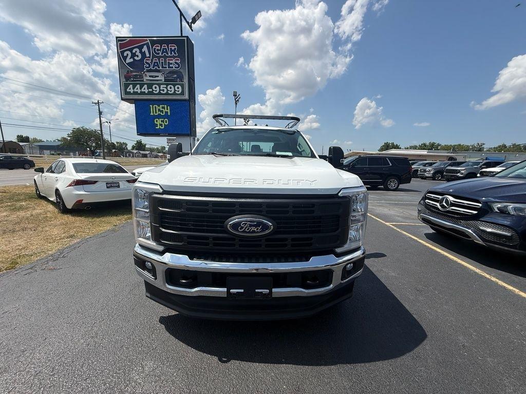 Ford F-350 SD XL Crew Cab DRW 4WD 2025