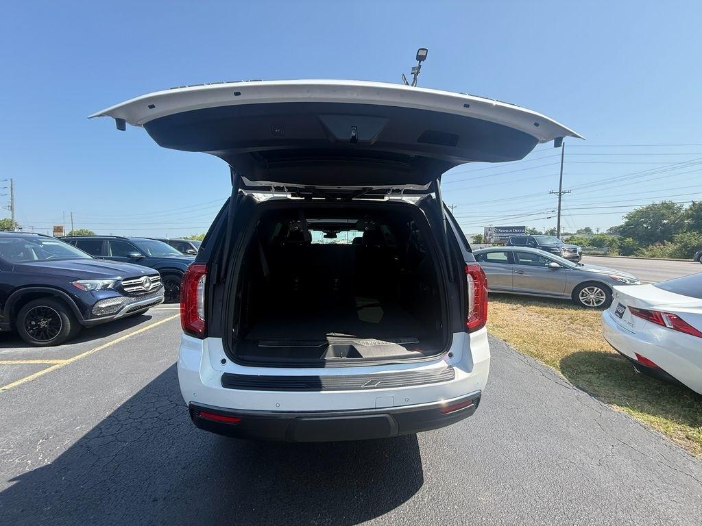 GMC Yukon XL AT4 2024