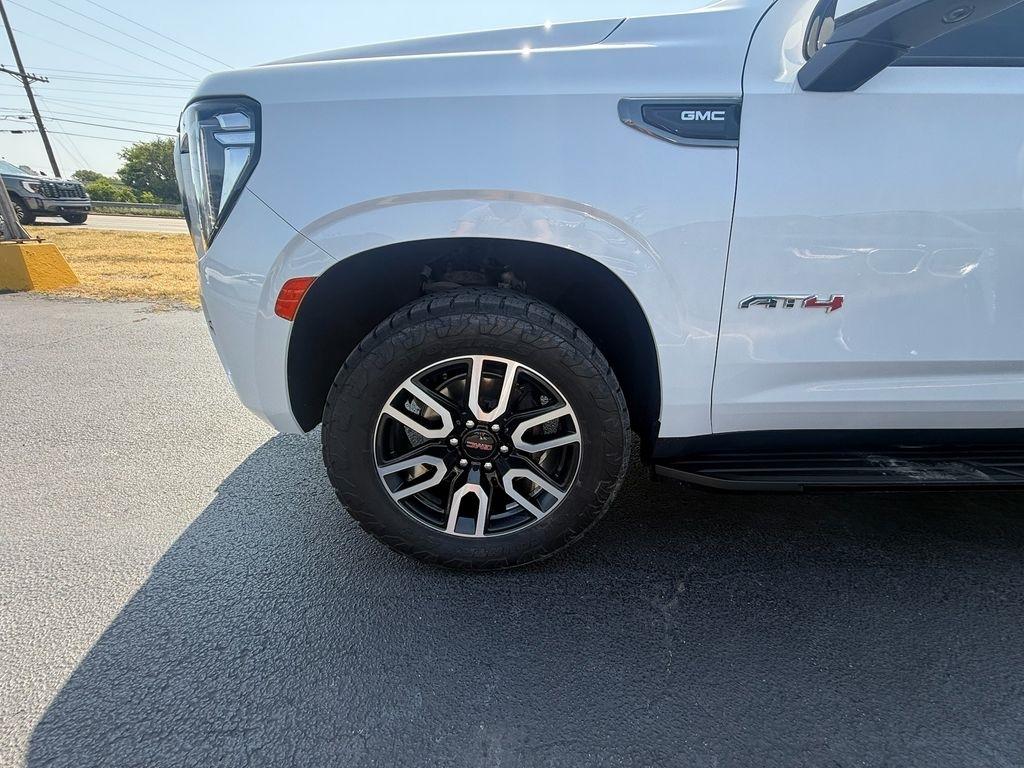 GMC Yukon XL AT4 2024