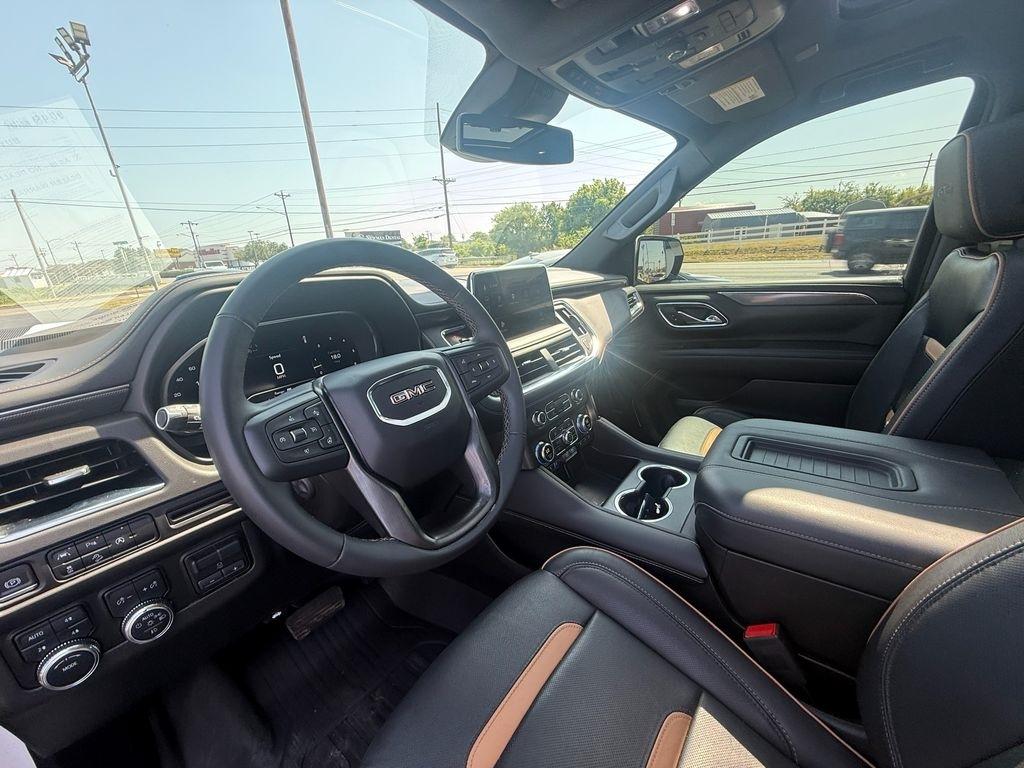 GMC Yukon XL AT4 2024