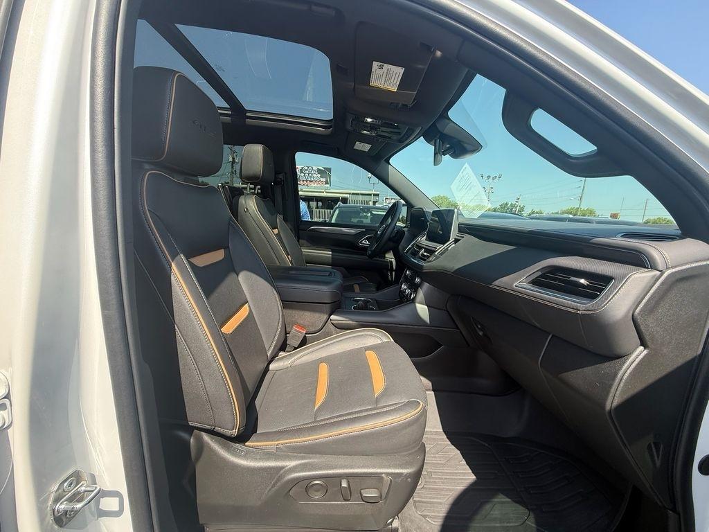 GMC Yukon XL AT4 2024
