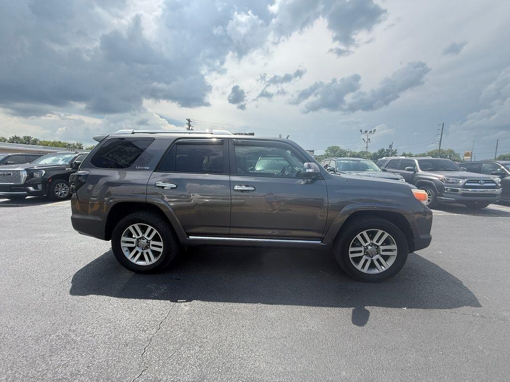 Toyota 4Runner SR5 4WD 2010