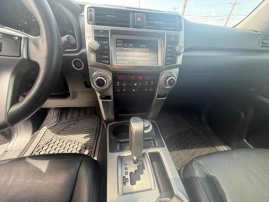 Toyota 4Runner SR5 4WD 2010