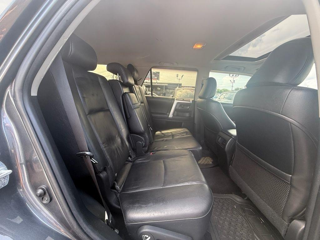 Toyota 4Runner SR5 4WD 2010