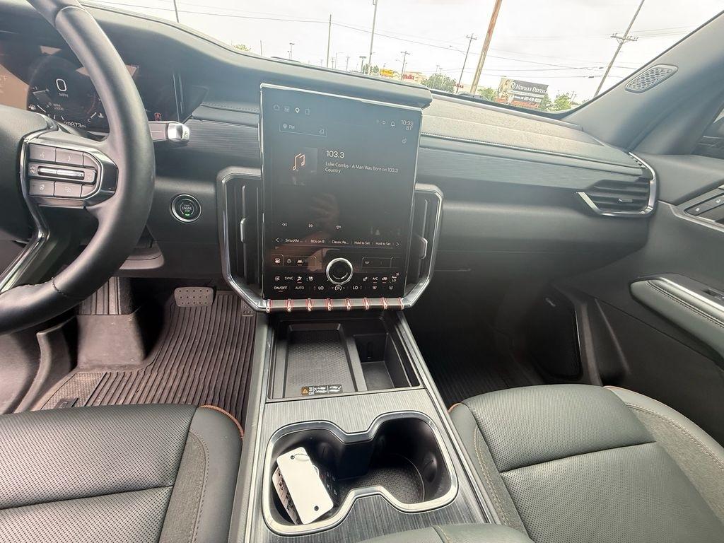 GMC Acadia AT4 AWD 2024