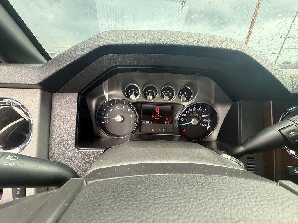 Ford F-250 SD Lariat Crew Cab 4WD 2016