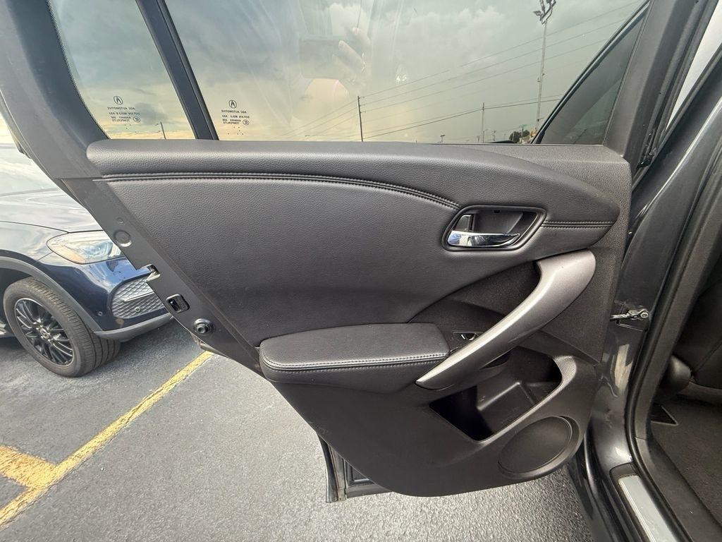 Acura RDX 6-Spd AT AWD 2013