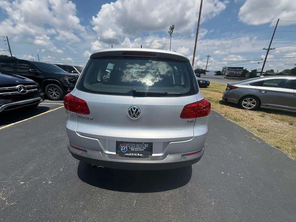 Volkswagen Tiguan S 2016