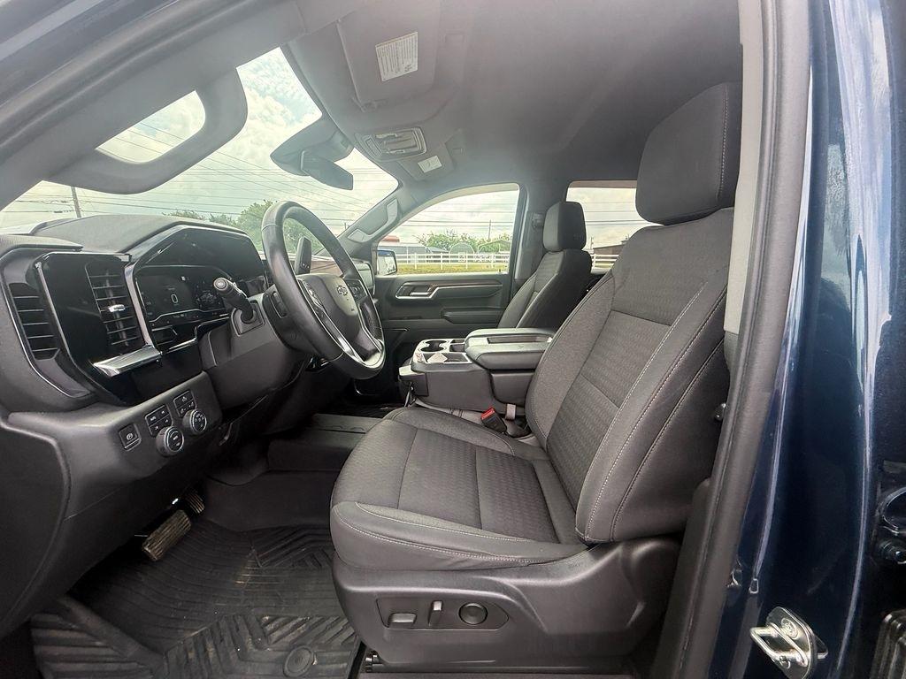Chevrolet Silverado 1500 RST Crew Cab 4WD 2023