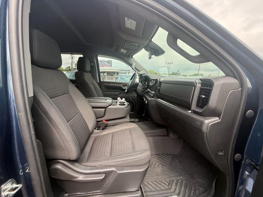 Chevrolet Silverado 1500 RST Crew Cab 4WD 2023