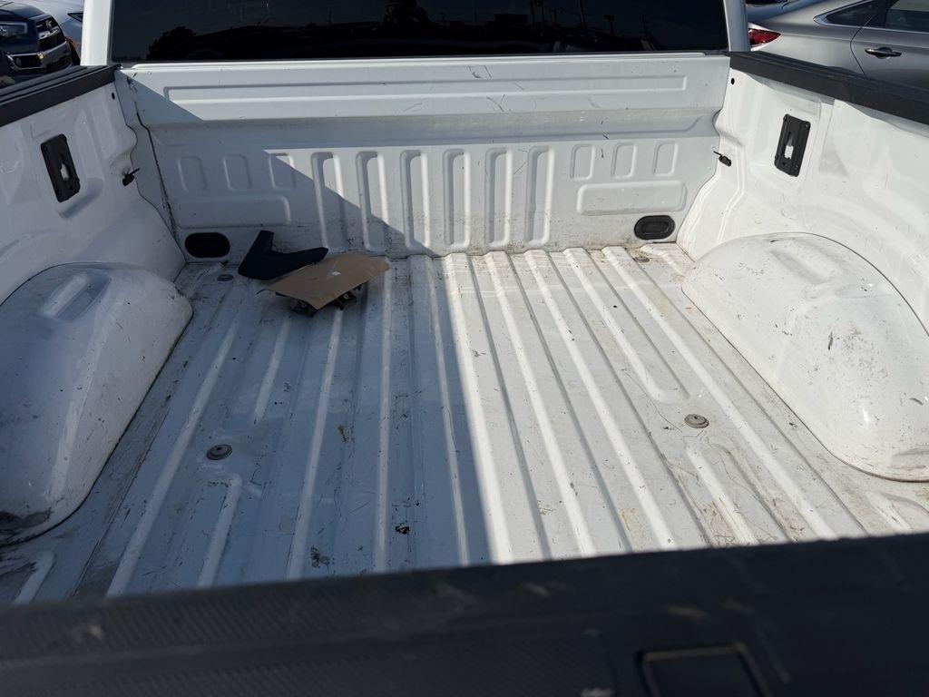 Ford F-150 XL SuperCrew 4WD 2022