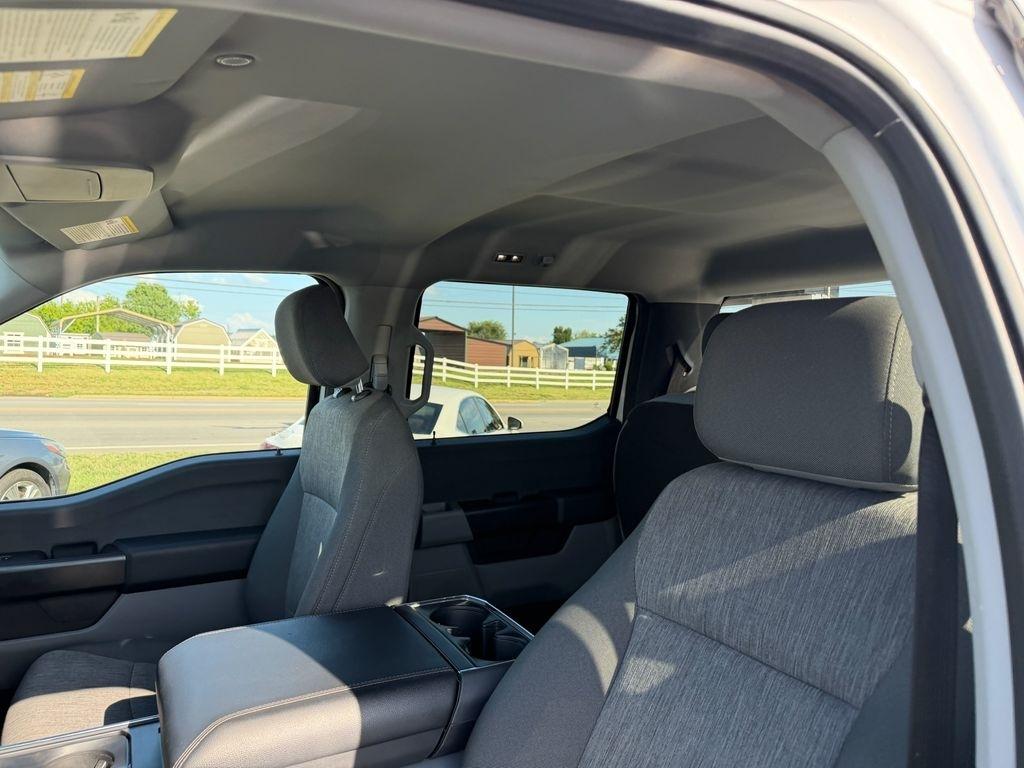 Ford F-150 XL SuperCrew 4WD 2022