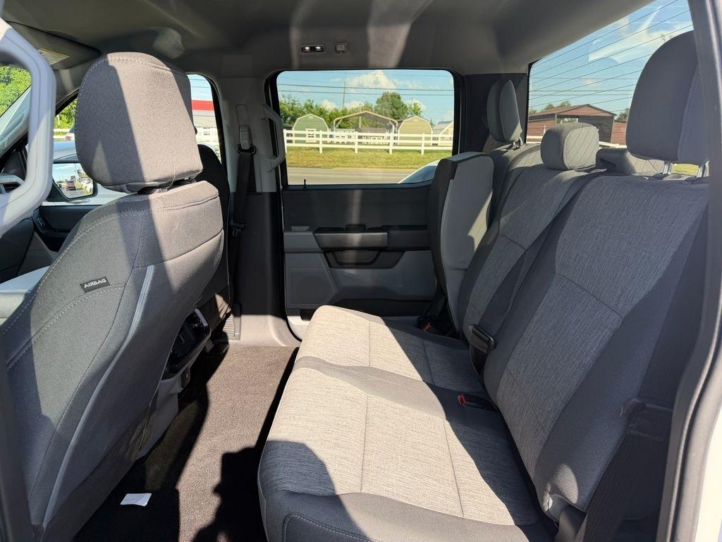 Ford F-150 XL SuperCrew 4WD 2022