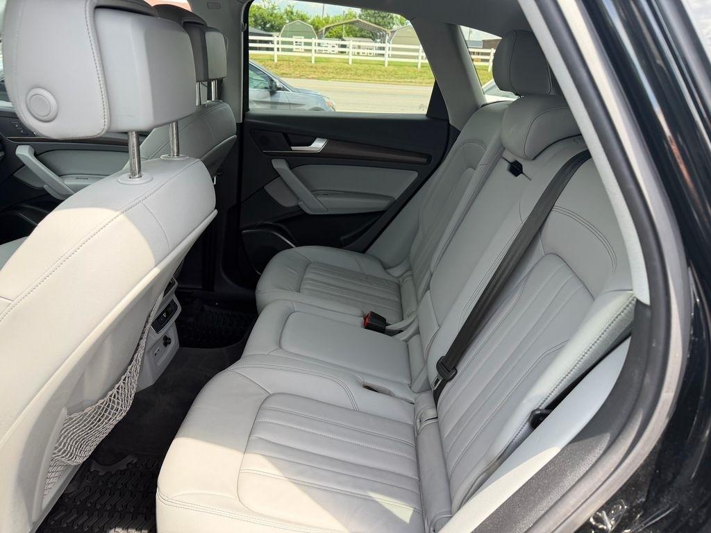 Audi Q5 2.0T Premium quattro 2022
